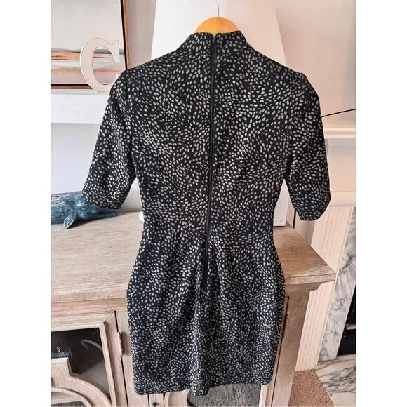 NWT Alice + Olivia Inka Strong-Shoulder Mockneck Dress Size 2 - Picture 7 of 12